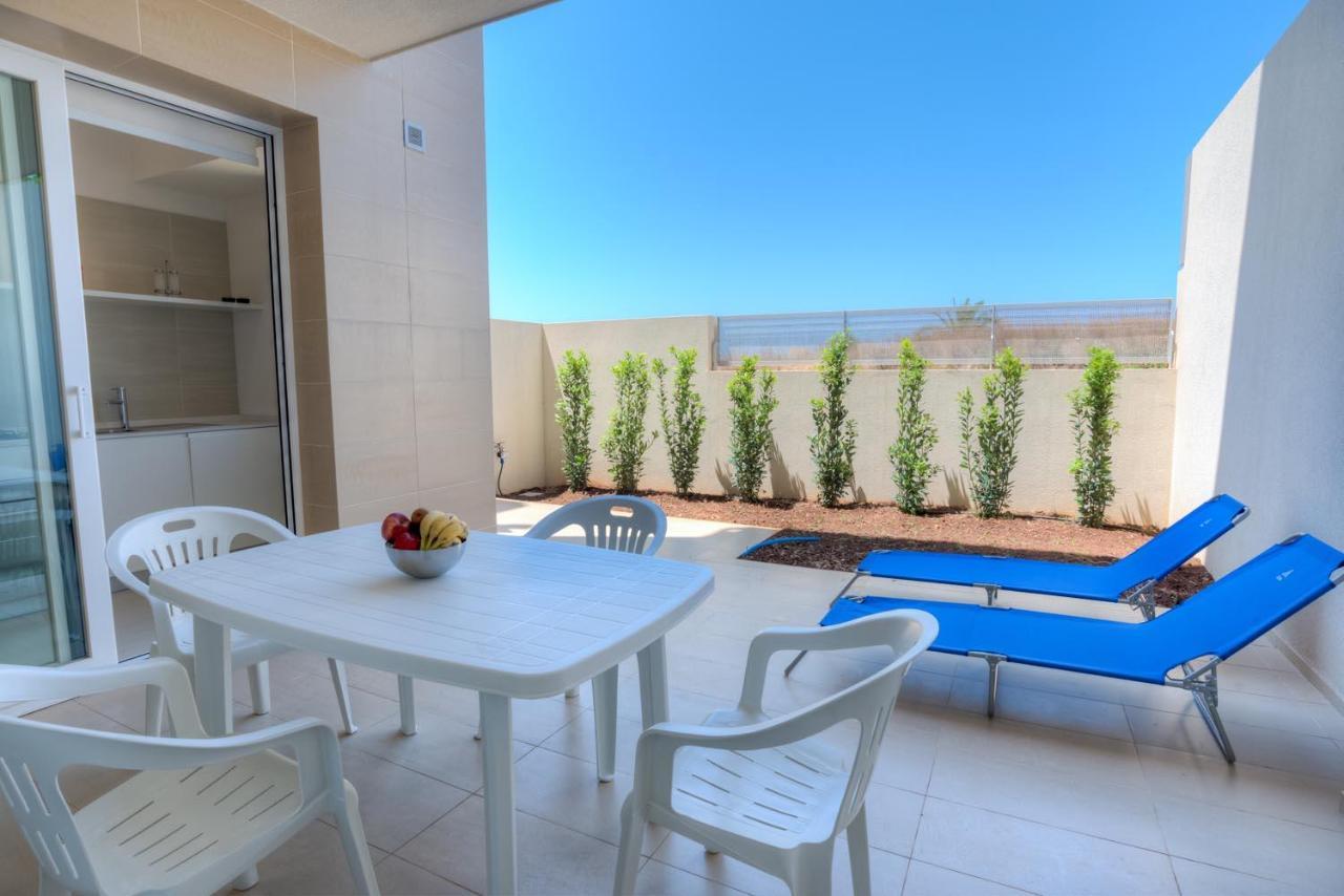 Sud Est Apartment *